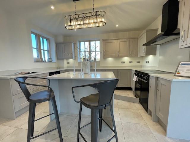 Rabley Landau Nov 24 l.jpg