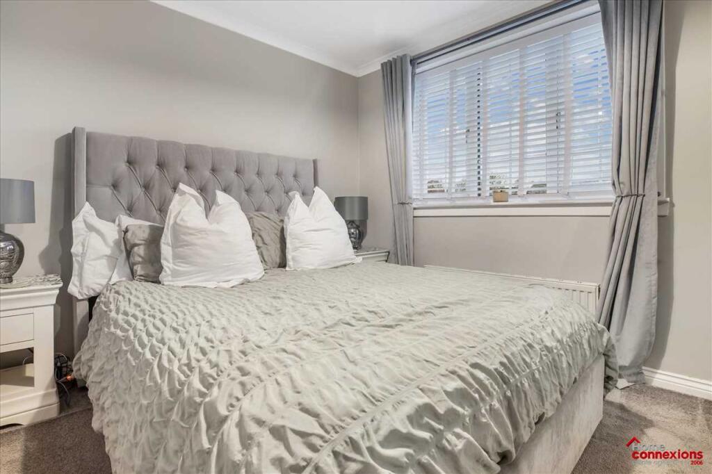 Bedroom One (1)