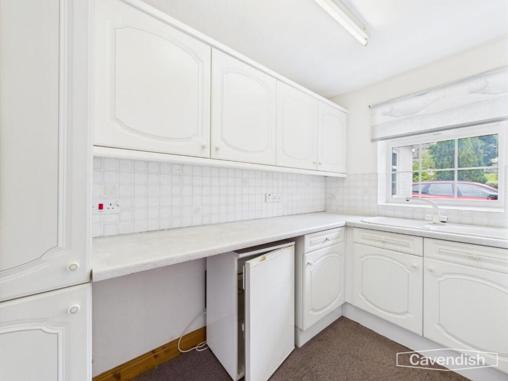 KITCHENETTE