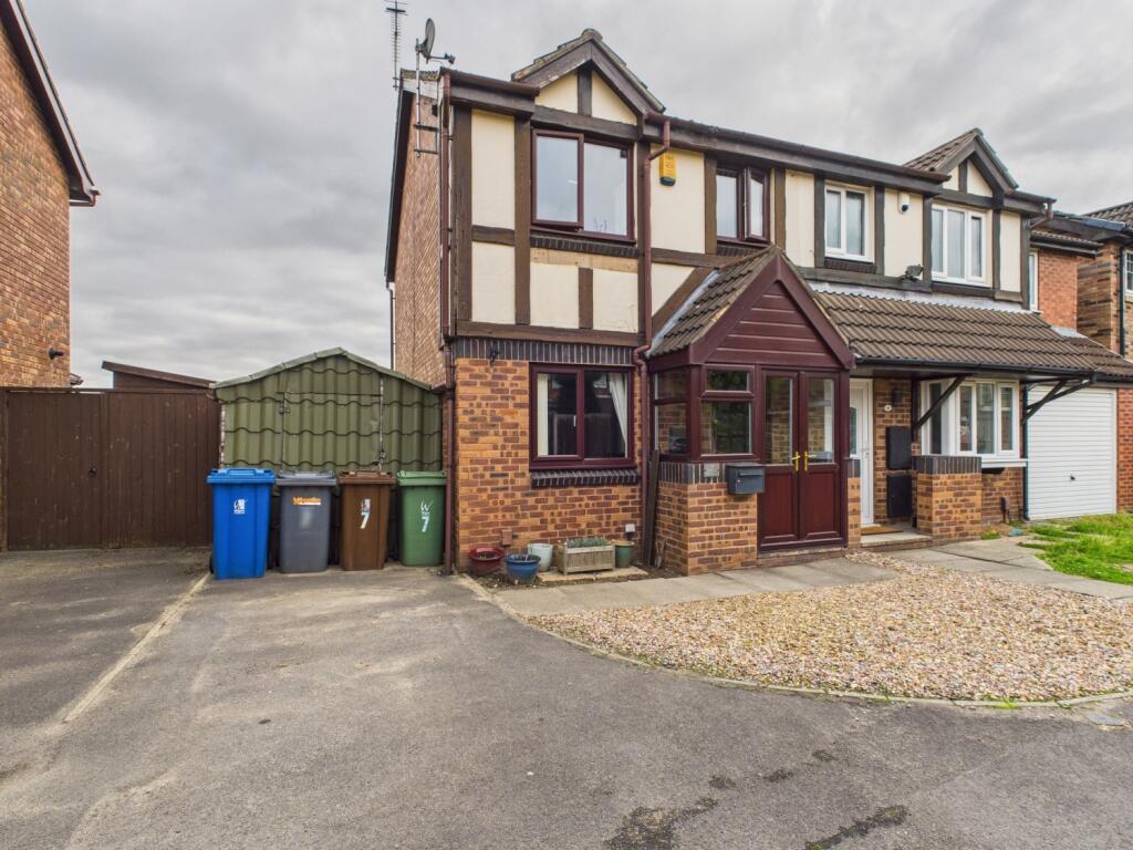 CAM04634G0-PR0051-STILL001