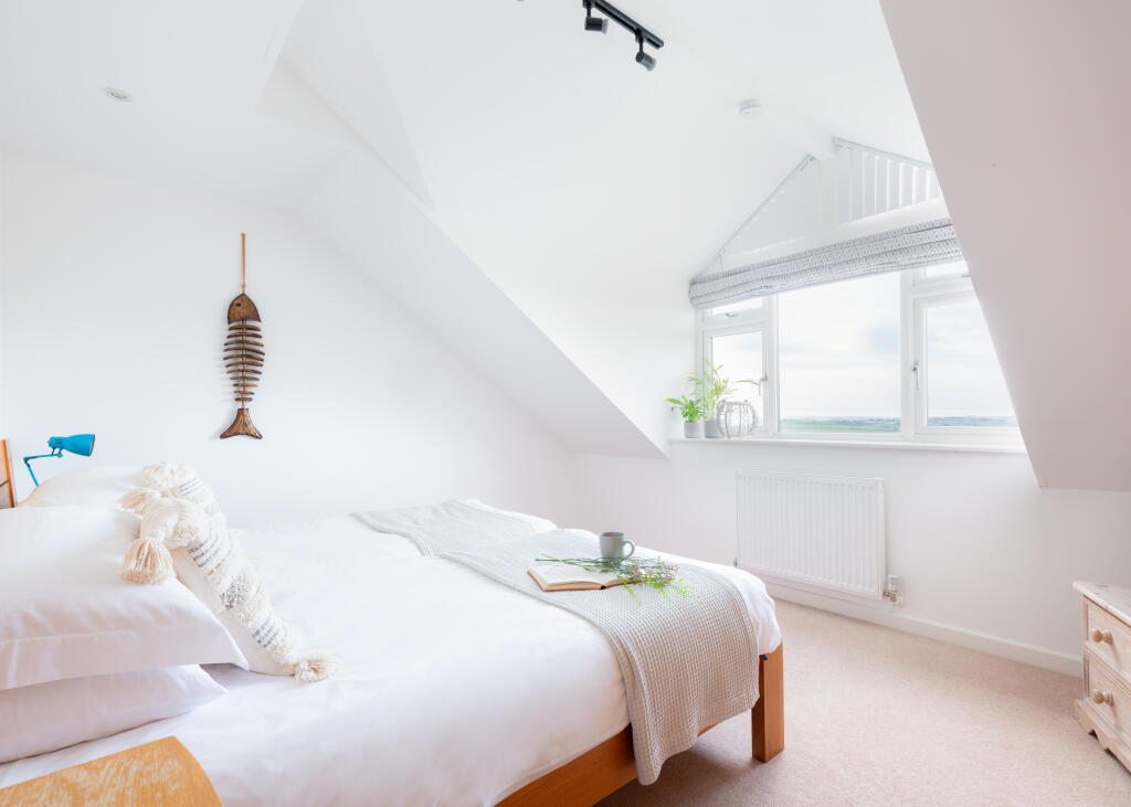 67b5ee230a4ff_High Croft-6