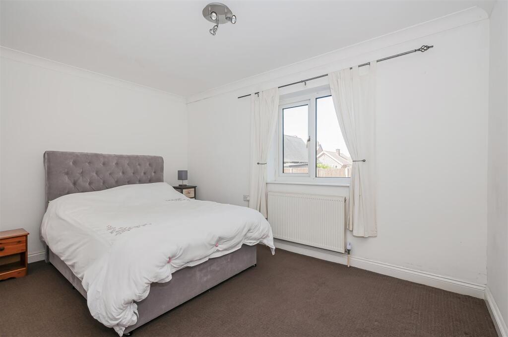 16 Richmond Court4.jpg