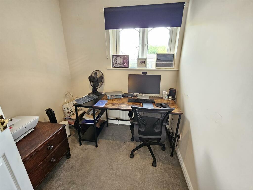 Bedroom 3.jpg