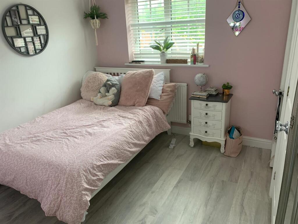 WhatsApp Image 2025-07-25 at 09.34.44 (8).jpeg