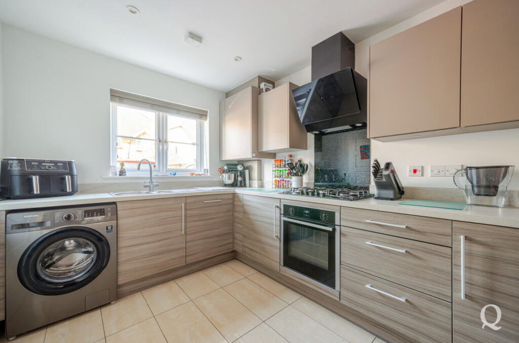 e9813e74-825b-426...