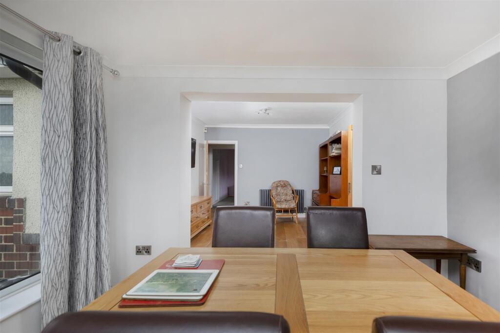 Bramleys Estate Agents - West Lodge Crescent - Ain