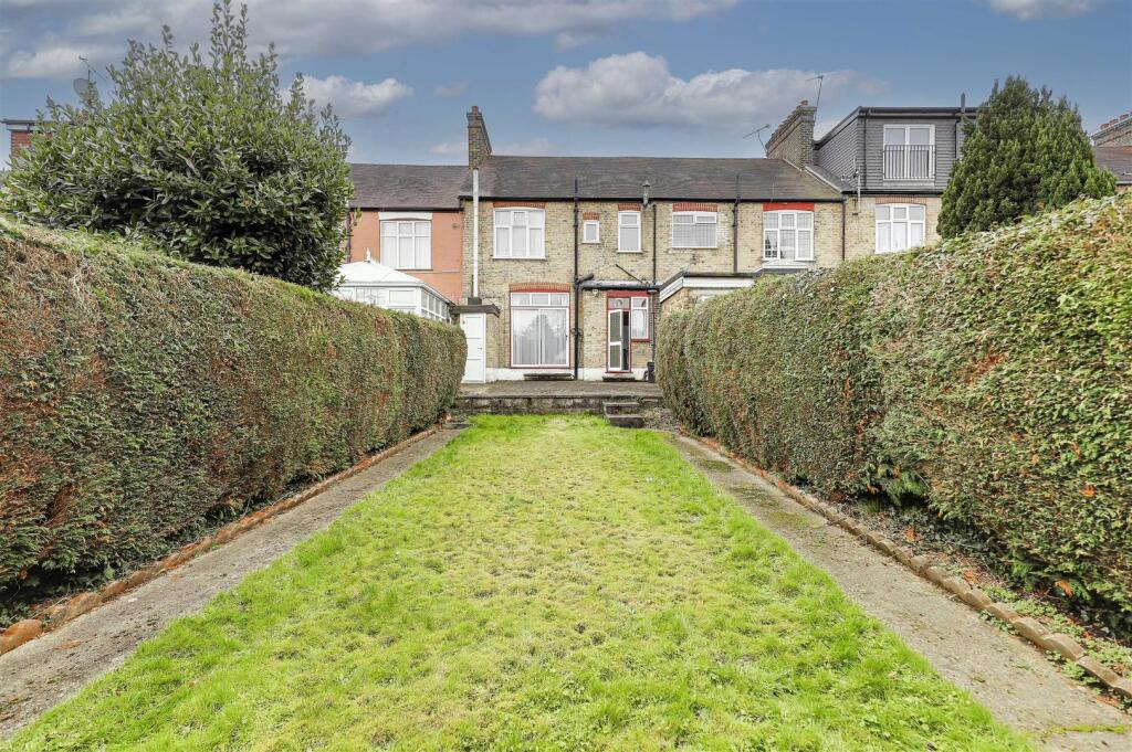 Ridge Avenue_23 bs.jpg