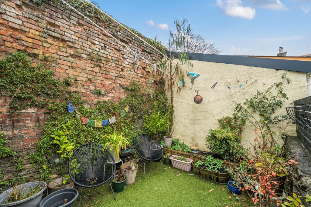 1371507-13-6914a8bed35e5