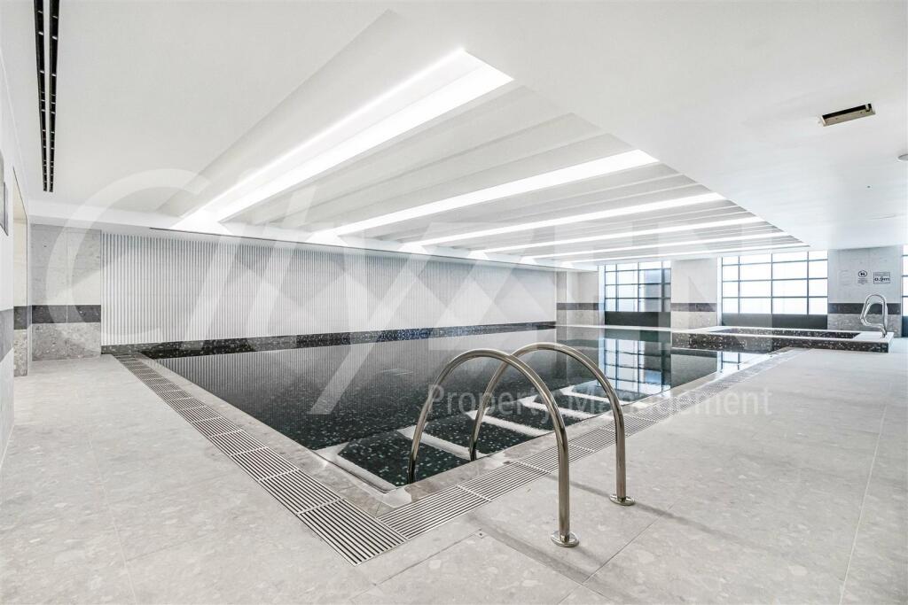 RESIDENTS SWIMMING POOL