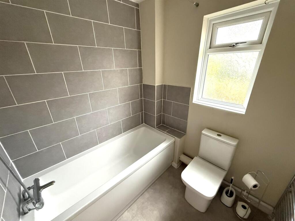 Modern Bathroom