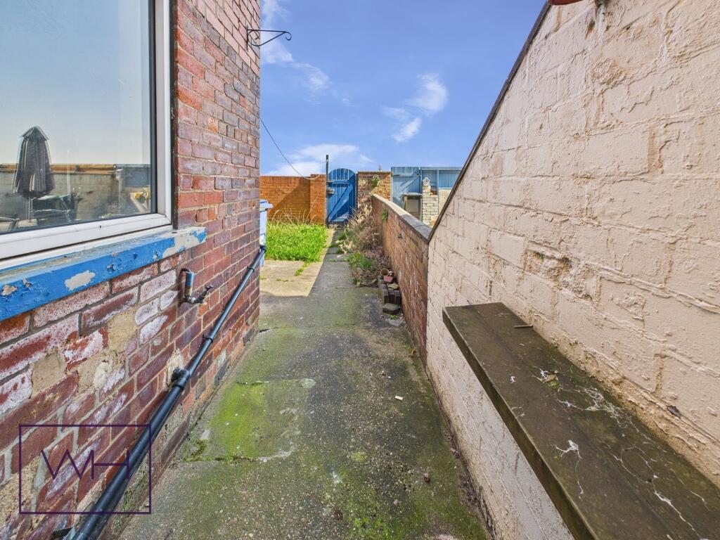 CAM03785G0-PR0245-ST