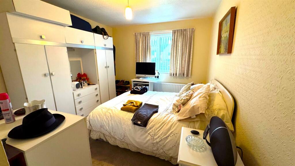 Bedroom 2 (1).jpg
