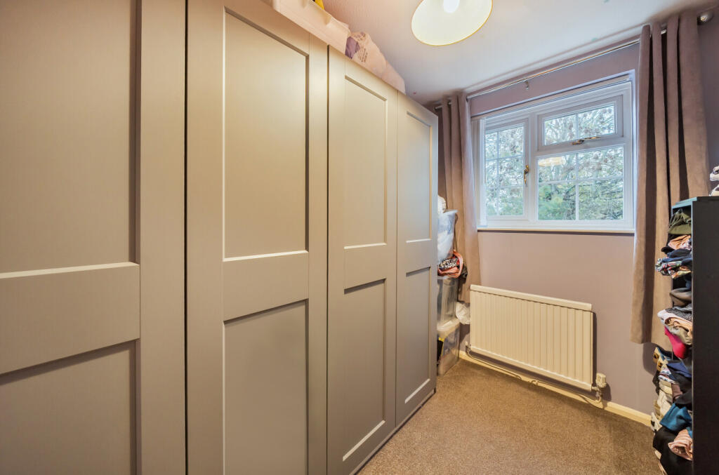 1376212-17-690e21...