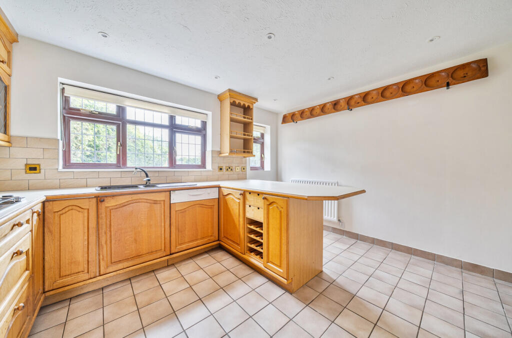 4681cba082b46c1289935arw4