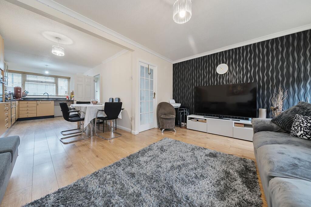 Kitchen/ Dining/ Living Room