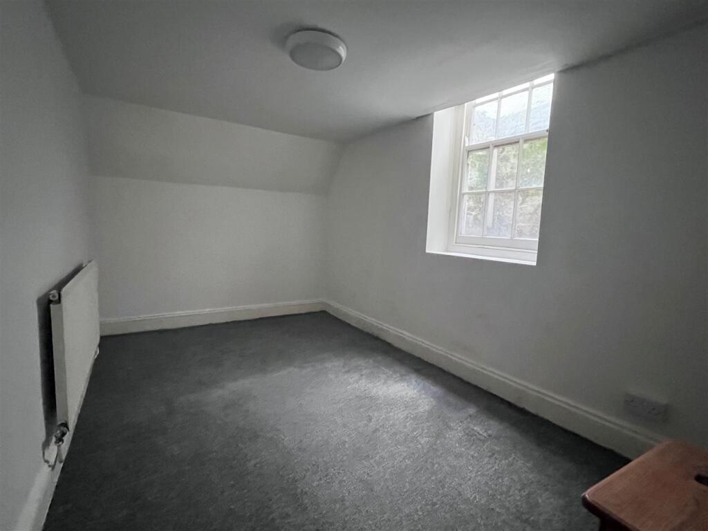 GF-LGF 13 BS Second Bedroom.jpg