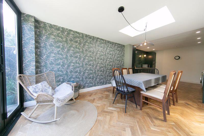 Dining room &amp; kitchen