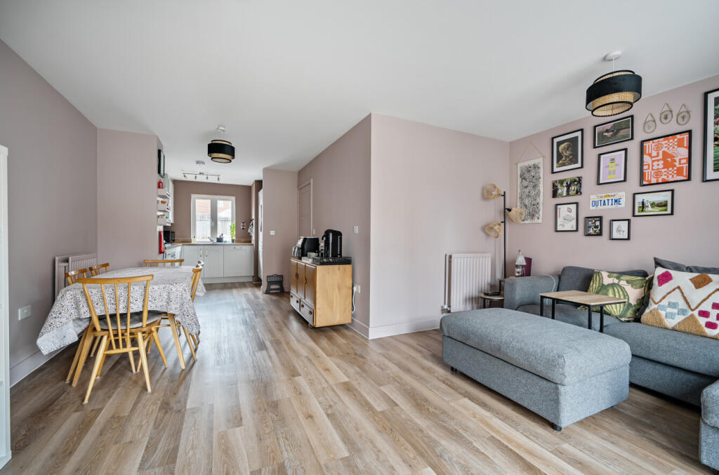 1362928-16-68dfbc...