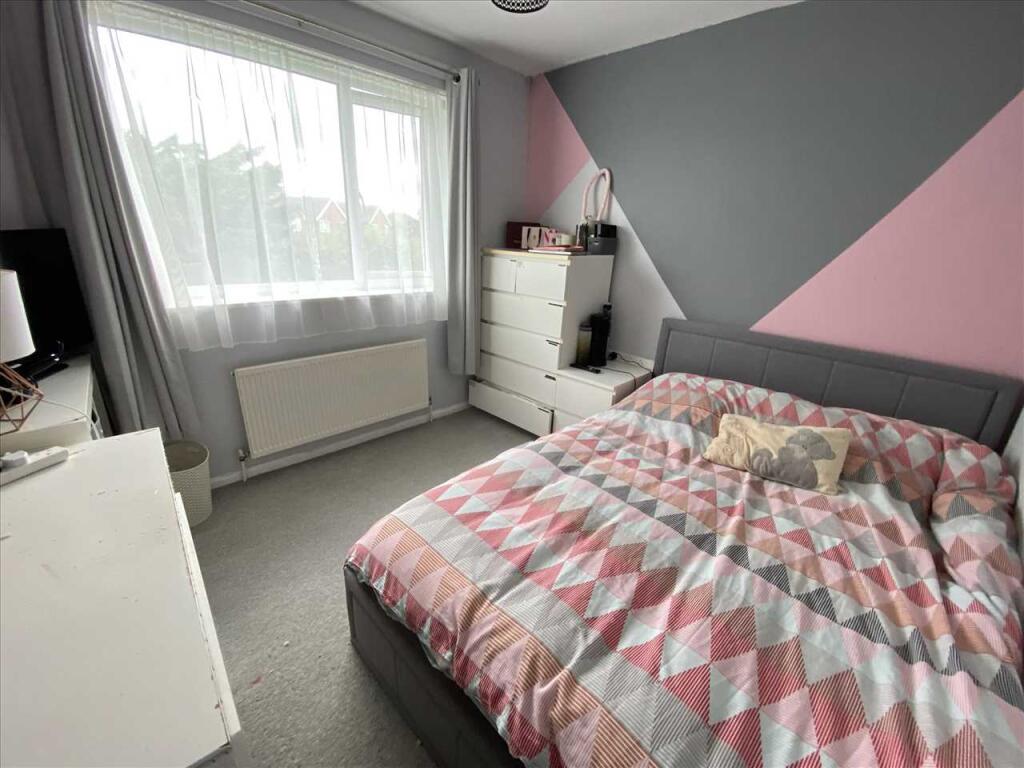 Bedroom 2: