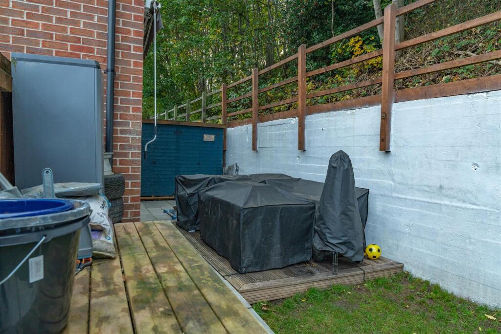 Completed_Back 4.jpg