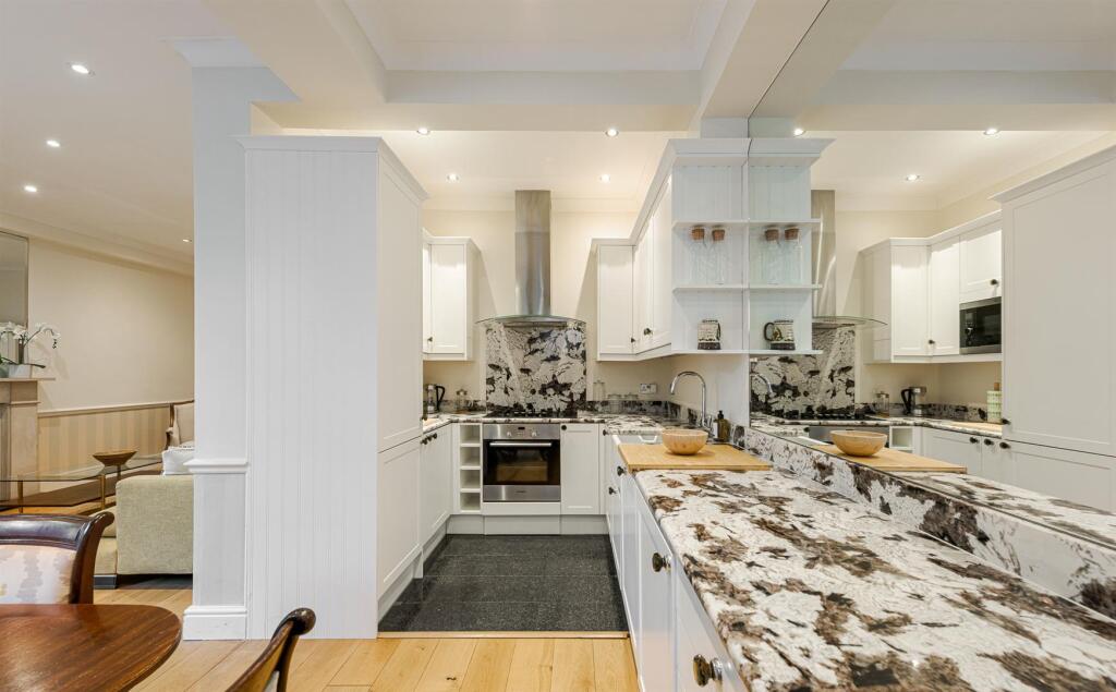 Old Brompton Road 1_169 new PH-8-2. Low Res.jpg