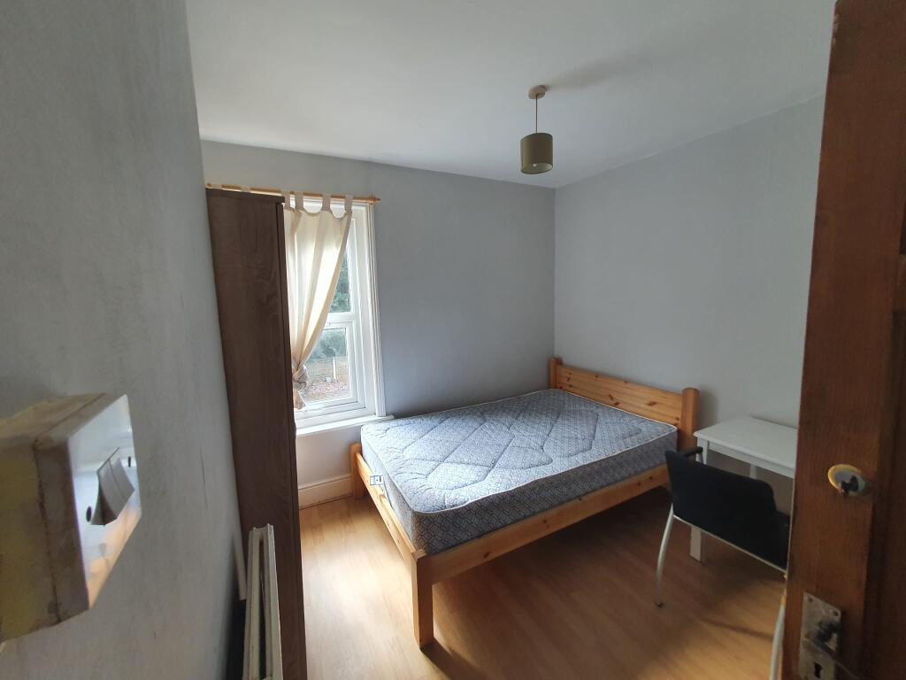 FFR bedroom