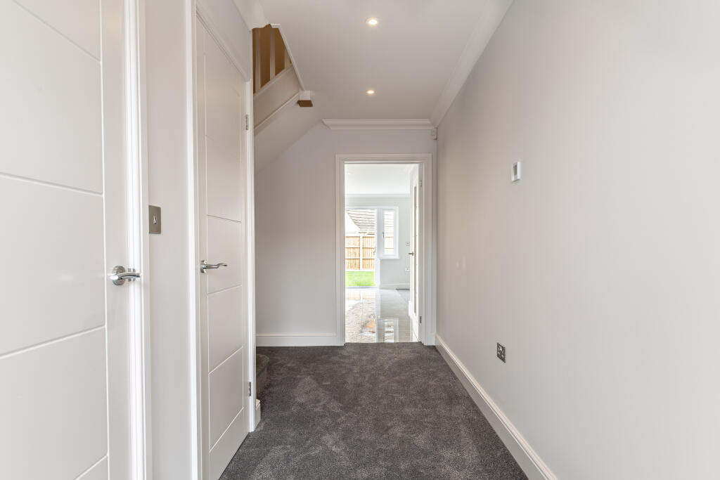 25 Lionel road   (12)