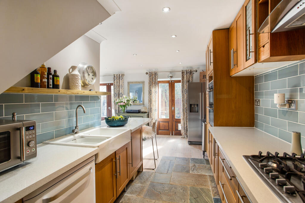Fitted Kitchen