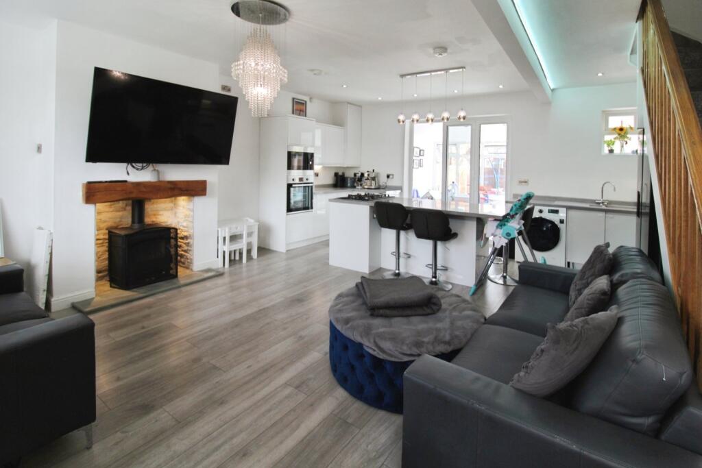 Lounge/Diner/Kitchen