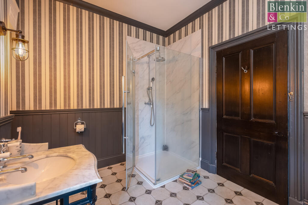 Hovingham Country House Bathroom-3