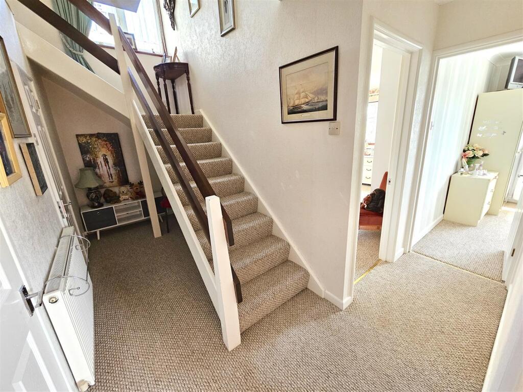 Lower Floor Landing.jpg