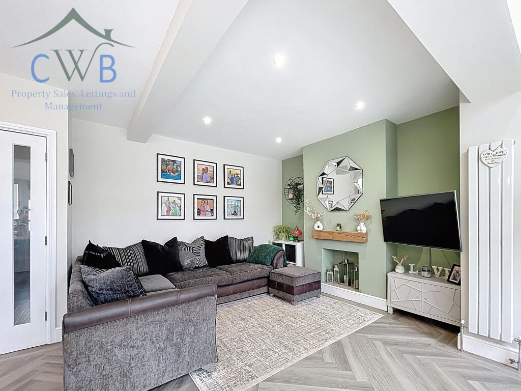 Kitchen/Dining/Family room