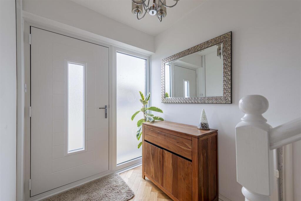 3 bedroom home for sale in Alicia Avenue Margate b