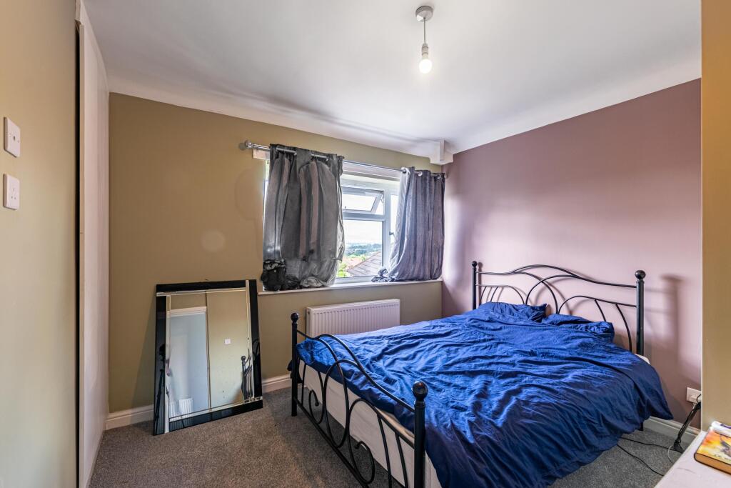 bedroom2