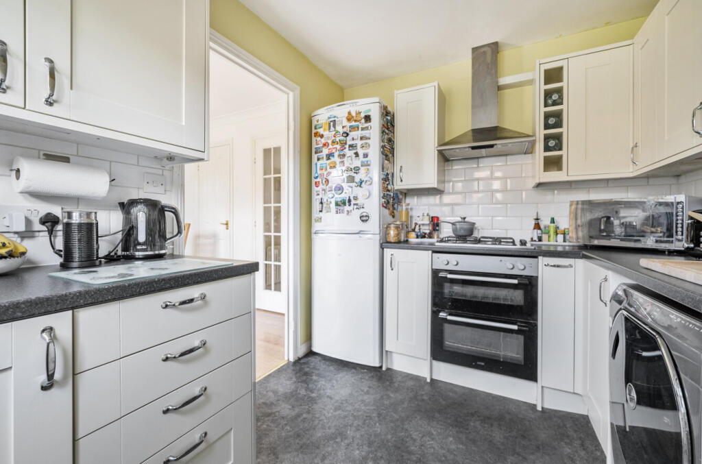 37-681dfd762bd1c-...