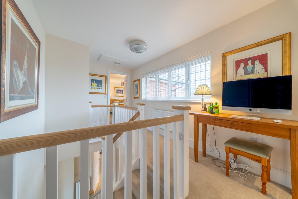 5 Curzon Avenue-1...