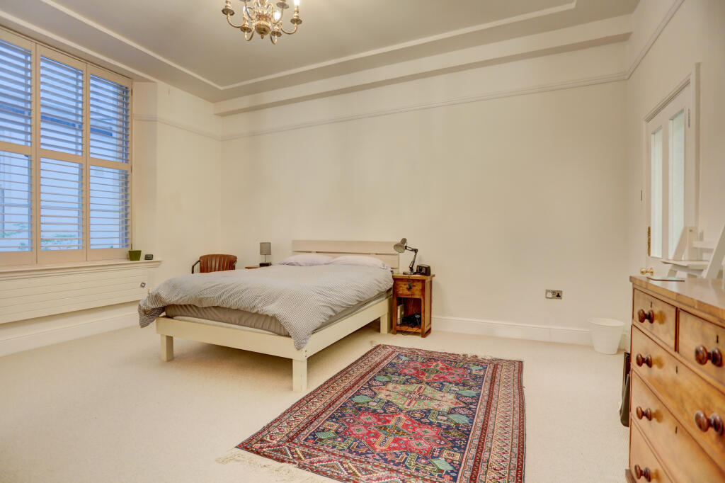 28c90de412e446e8b35bc2d598896855