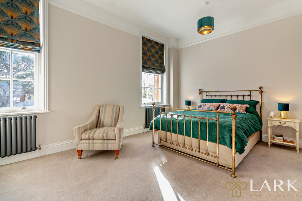 8664270-interiorW...