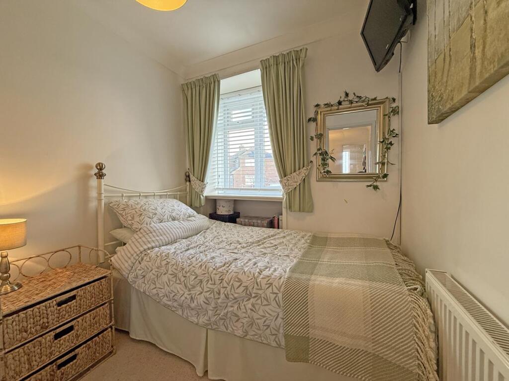 Southwell Road 41 - Bed 4.jpg