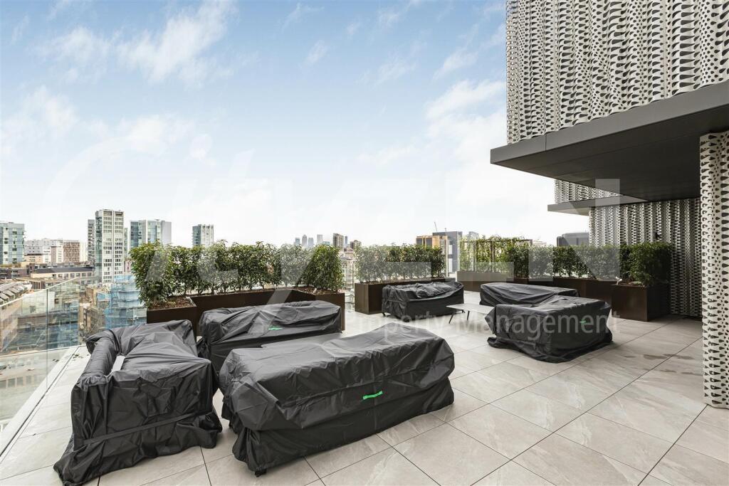 RESIDENTS ROOF GARDEN (CGI)