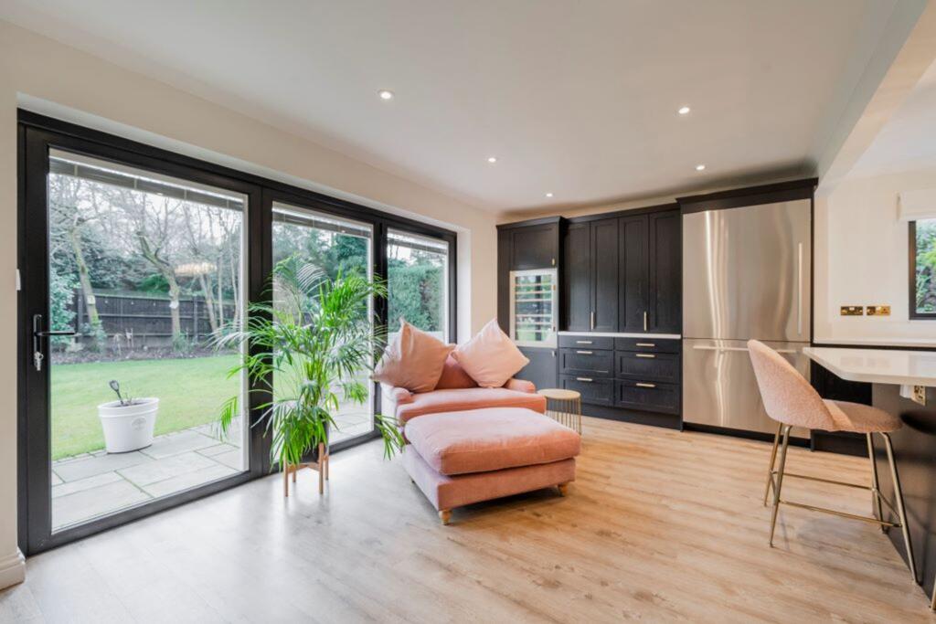 Family Breakfast Area