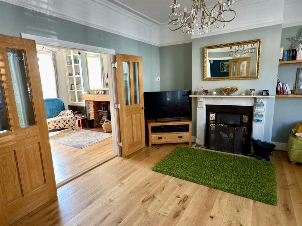 LOUNGE TO DINING AREA.jpg