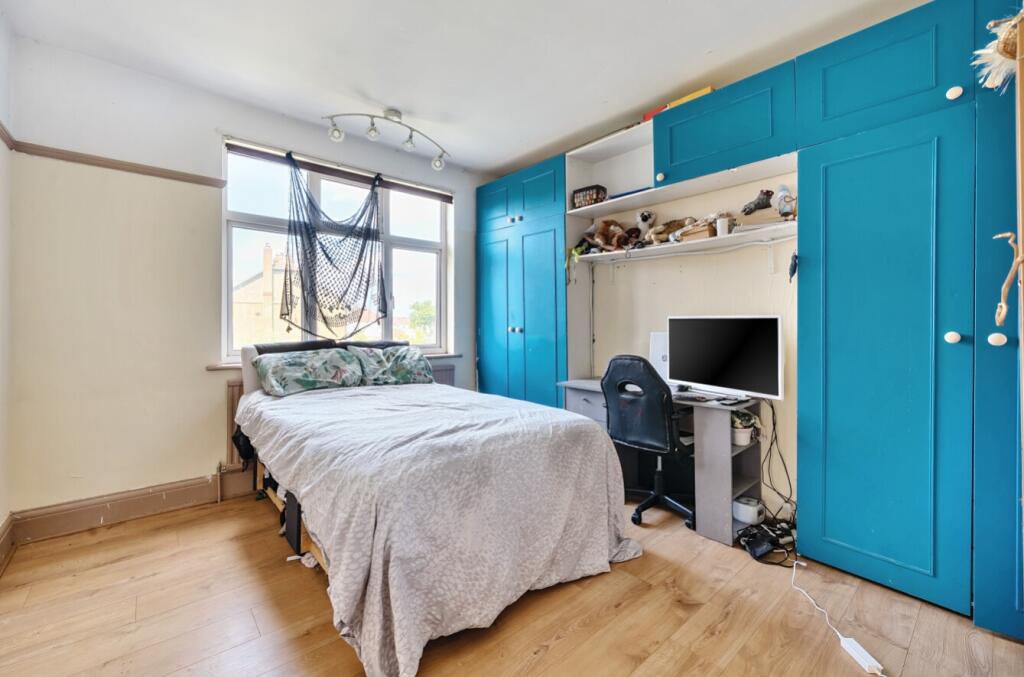 24-681cc9af43a5d-1289296-ARW-24-1