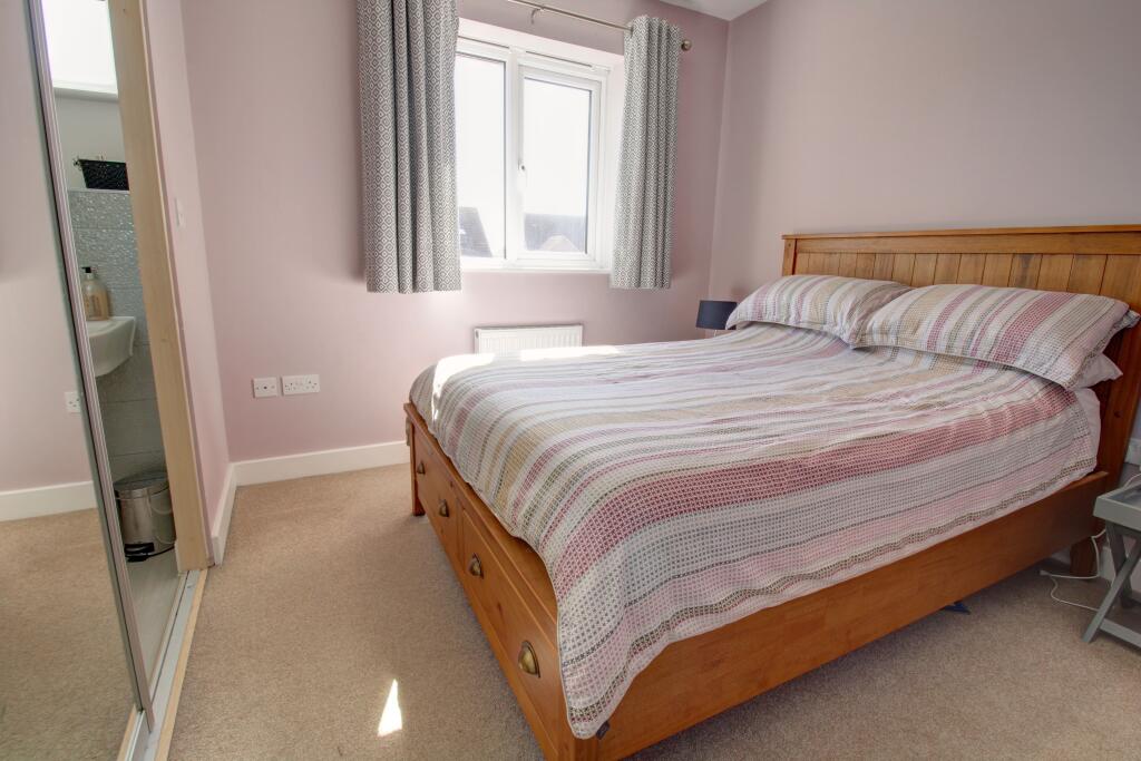 Bedroom 1a