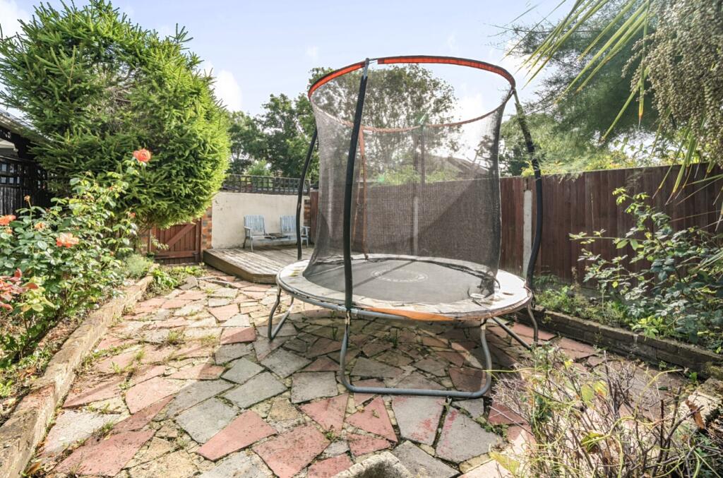 1353240-6-68c2fae20014c