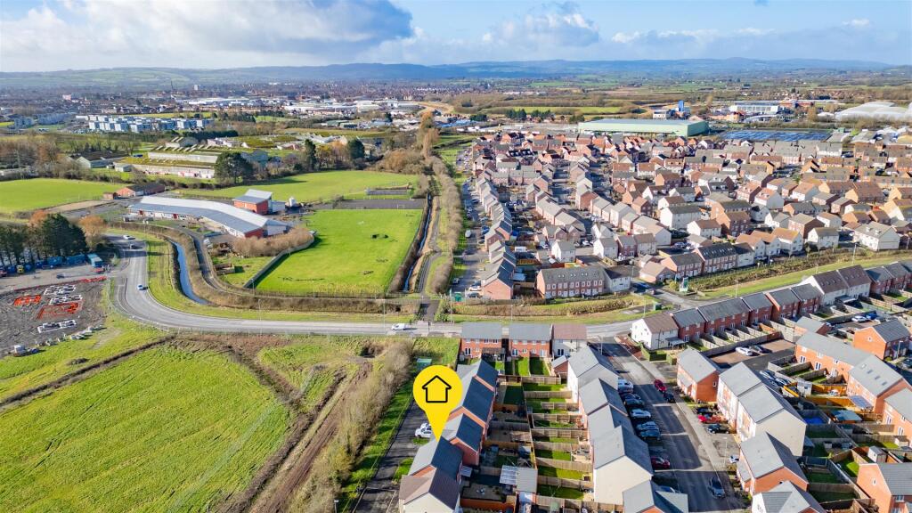 4 Nero Close Extra 3.jpg