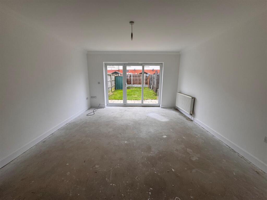 Living Room.jpg