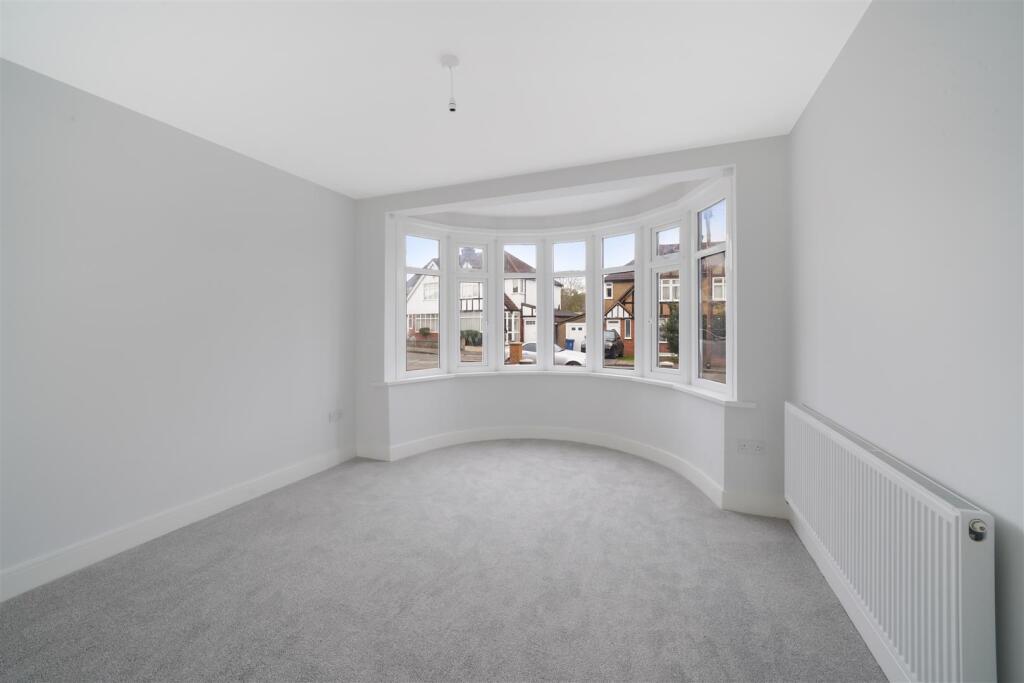 20 South Hill Grove - TgkLL3fRt5UL749IAA3z.jpg