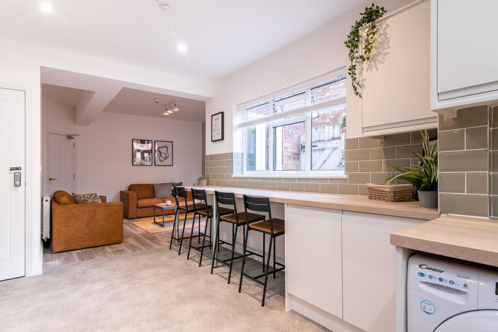 Kitchen (2)