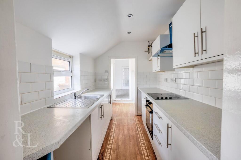 75 Lansdowne Road (10).jpg